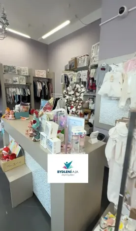 Prodej obchodního prostoru, Karlovy Vary, Zámecký vrch, 49 m2