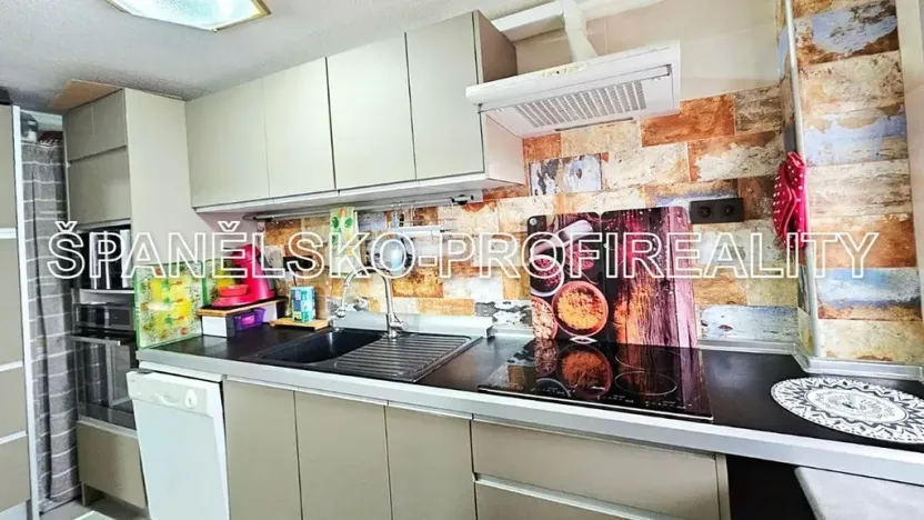 Prodej bytu 3+1, Alicante, Španělsko, 84 m2