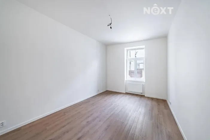 Prodej bytu 1+1, Praha - Žižkov, Na mokřině, 91 m2