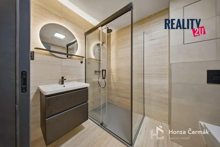 Pronájem bytu 1+kk, Brno, 42 m2