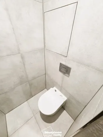 Pronájem bytu 2+kk, Ústí nad Labem, Žežická, 48 m2