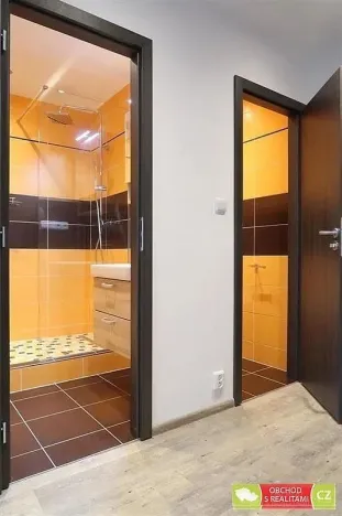 Pronájem bytu 2+kk, Praha, Pujmanové, 40 m2