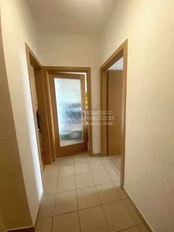 Pronájem bytu 2+kk, Praha - Kamýk, U Kamýku, 50 m2