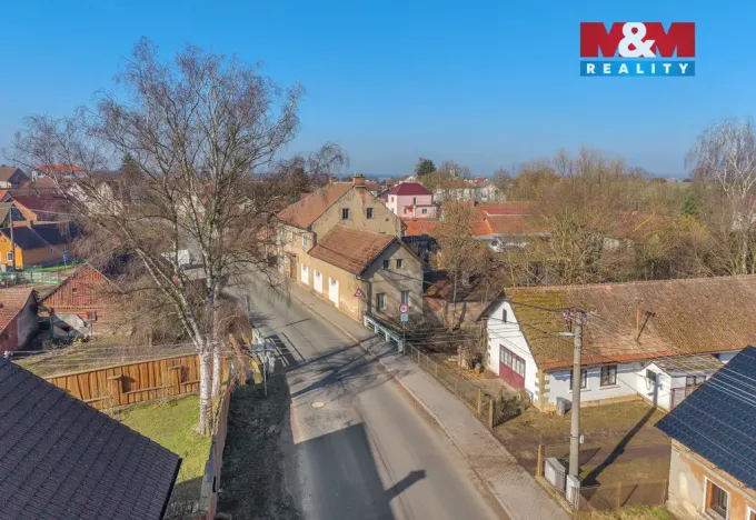 Prodej rodinného domu, Chomutice, 260 m2