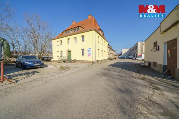 Prodej obchodního prostoru, Teplice, Libušina, 760 m2