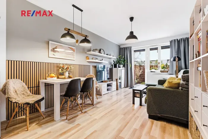 Prodej bytu 2+kk, Praha - Hostavice, U Hostavického potoka, 50 m2