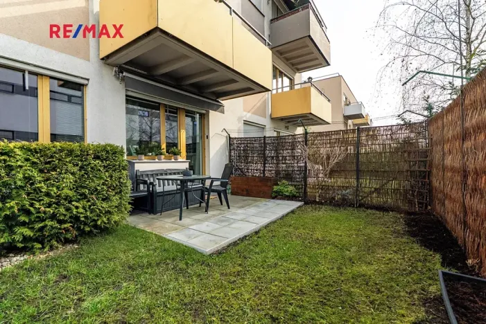 Prodej bytu 2+kk, Praha - Hostavice, U Hostavického potoka, 50 m2