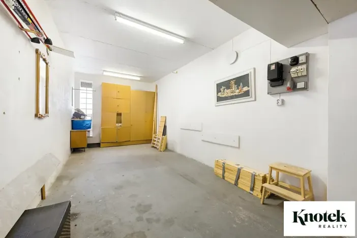 Prodej garáže, Brno, Vlčnovská, 17 m2