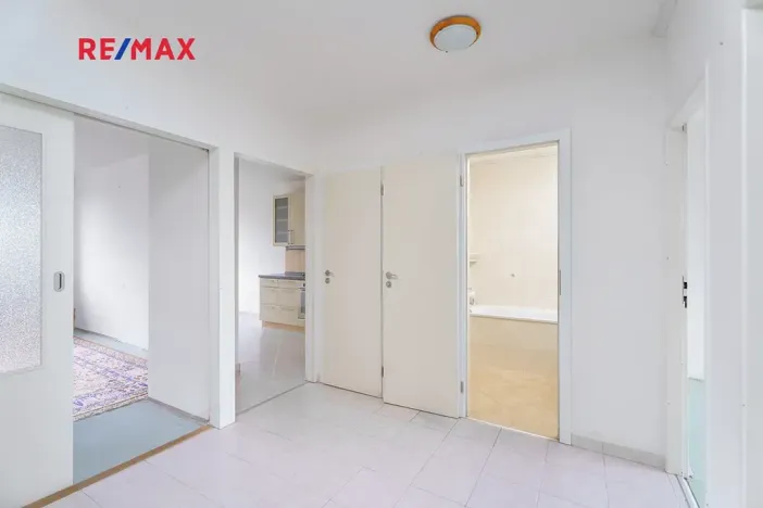 Prodej bytu 3+1, Praha - Čimice, Křivenická, 72 m2