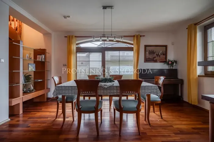 Prodej rodinného domu, Klínec, 345 m2