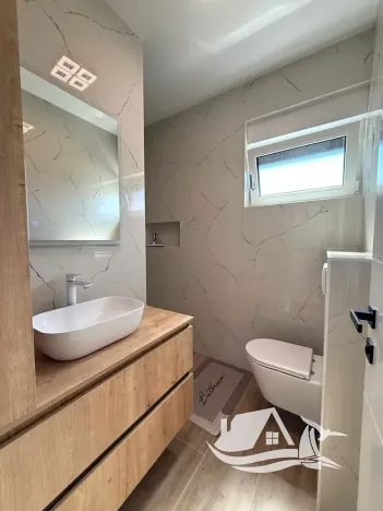 Prodej rodinného domu, Vodice, Chorvatsko, 121 m2