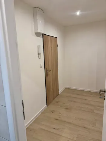 Prodej bytu 2+kk, Praha - Krč, Hurbanova, 41 m2