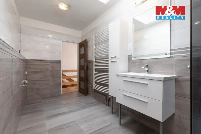 Prodej atypického bytu, Bohumín - Nový Bohumín, Čáslavská, 125 m2