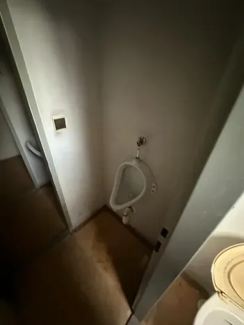 Prodej výrobních prostor, Okrouhlice, 551 m2