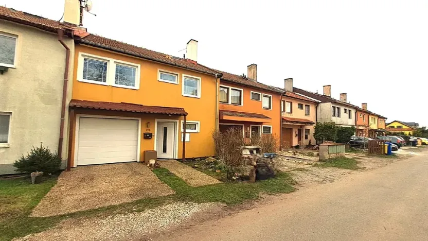 Prodej rodinného domu, Tišice, Hasičská, 150 m2