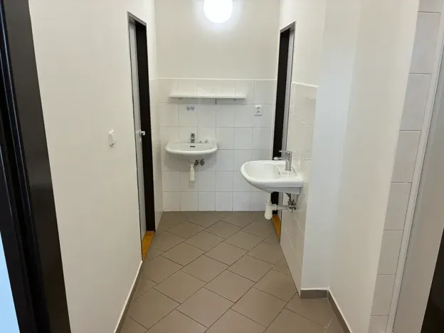 Pronájem bytu 2+kk, Karlovy Vary, T. G. Masaryka, 81 m2