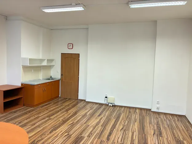 Pronájem kanceláře, Karlovy Vary, T. G. Masaryka, 40 m2