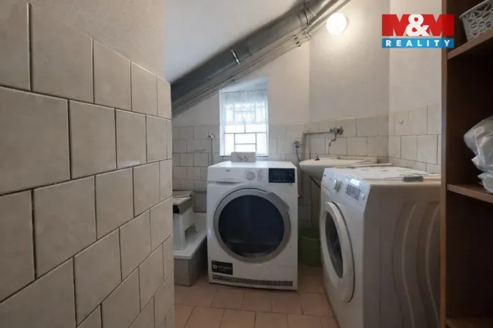 Pronájem bytu 2+kk, Pečky, Žerotínova, 46 m2