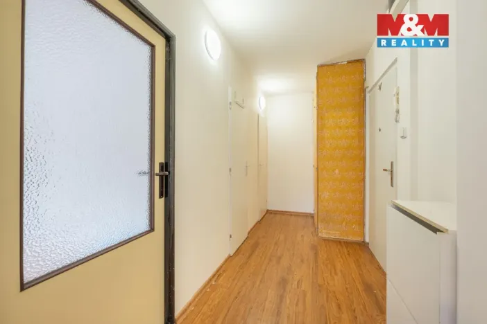 Pronájem bytu 2+1, Praha, Pod lipami, 42 m2