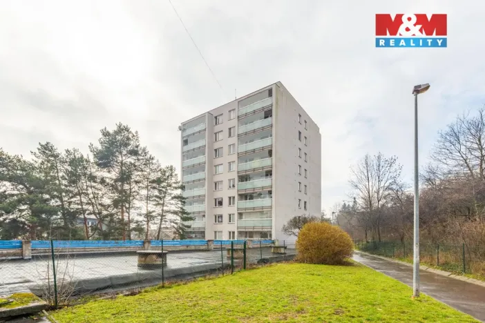 Pronájem bytu 2+1, Praha, Pod lipami, 42 m2