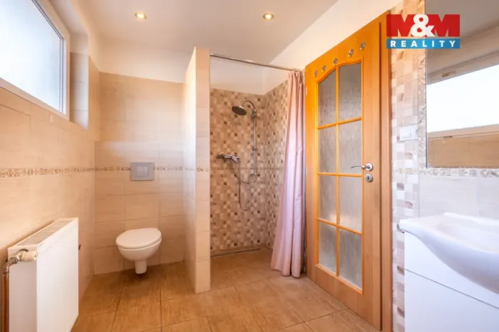 Prodej rodinného domu, Velké Přítočno, Krátká, 180 m2