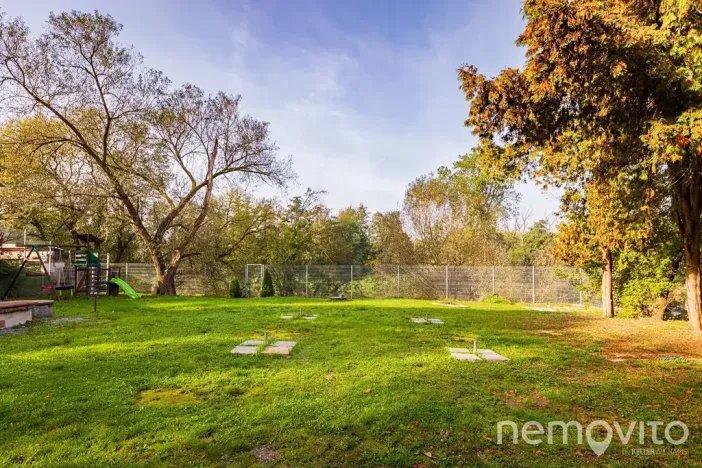 Prodej restaurace, Týnec nad Sázavou, 479 m2