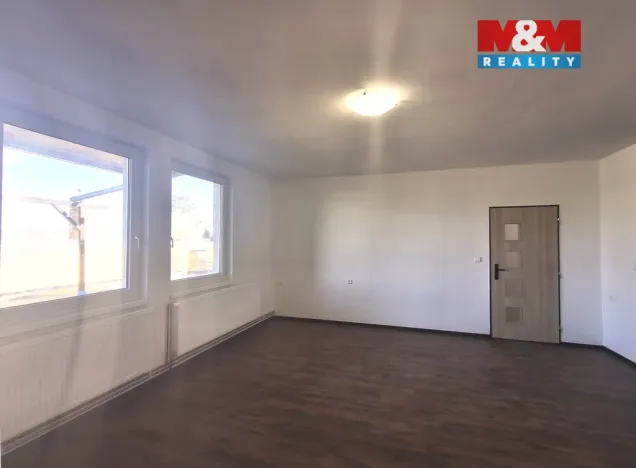 Prodej obchodního prostoru, Práče, 3212 m2