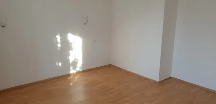 Pronájem bytu 2+kk, Novosedlice, Míru, 40 m2