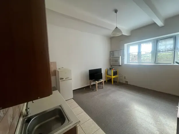 Pronájem bytu 1+kk, Praha - Košíře, Musílkova, 26 m2