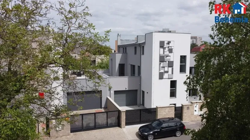 Prodej bytu 3+kk, Praha - Lhotka, Slepá I, 74 m2