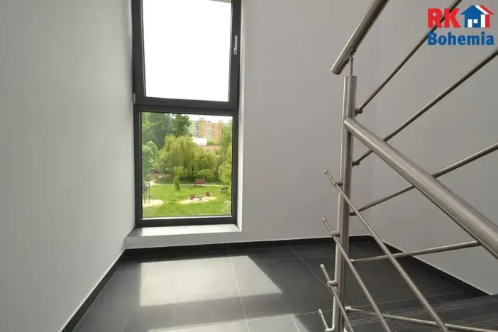 Prodej bytu 3+kk, Praha - Lhotka, Slepá I, 74 m2