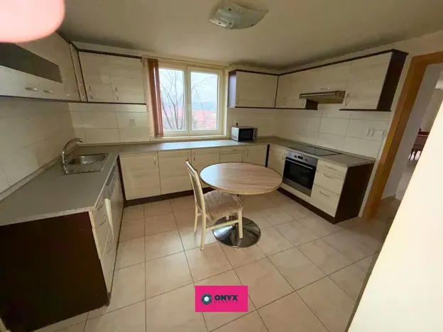 Prodej rodinného domu, Žerotice, 186 m2