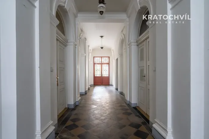 Prodej bytu 3+kk, Praha - Karlín, U nádražní lávky, 101 m2