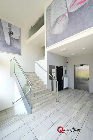 Pronájem bytu 2+kk, Praha - Vysočany, Pod Harfou, 57 m2