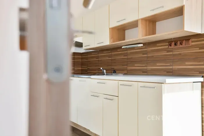 Prodej bytu 2+1, Děčín, Jezdecká, 57 m2