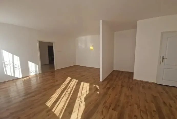 Pronájem bytu 2+1, Praha - Vinohrady, Kouřimská, 68 m2