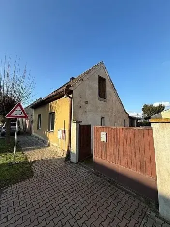 Prodej rodinného domu, Zápy, 131 m2