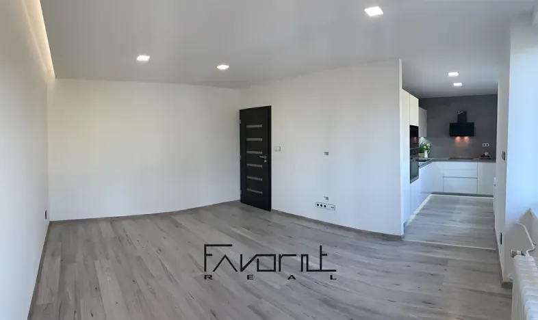 Prodej bytu 2+kk, Ostrava, Sokolovská, 56 m2