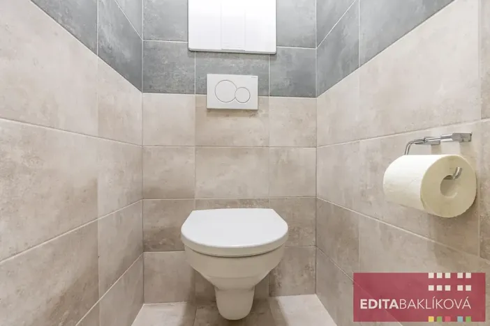 Pronájem bytu 2+1, Šternberk, Jívavská, 50 m2