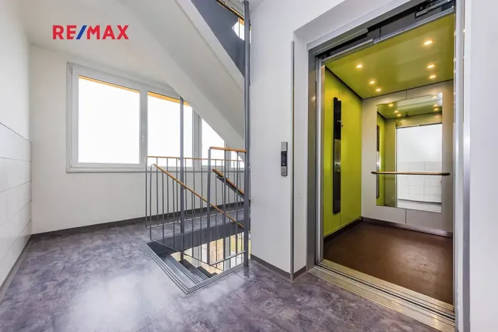 Prodej bytu 4+kk, Praha - Stodůlky, Neustupného, 73 m2