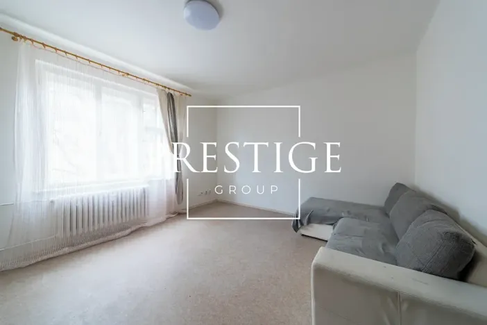 Pronájem bytu 1+kk, Praha - Žižkov, Biskupcova, 31 m2