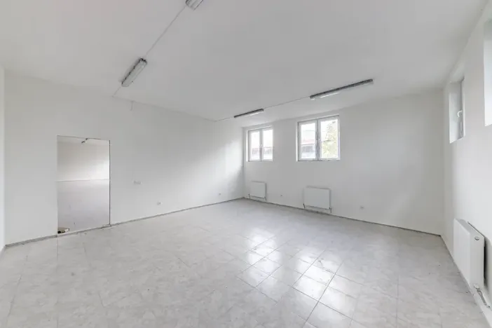 Pronájem - jiné, Kladno, Huťská, 1000 m2