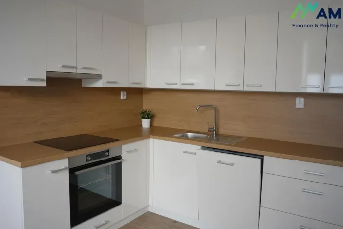 Prodej bytu 3+kk, Třinec - Staré Město, Dvořákova, 81 m2