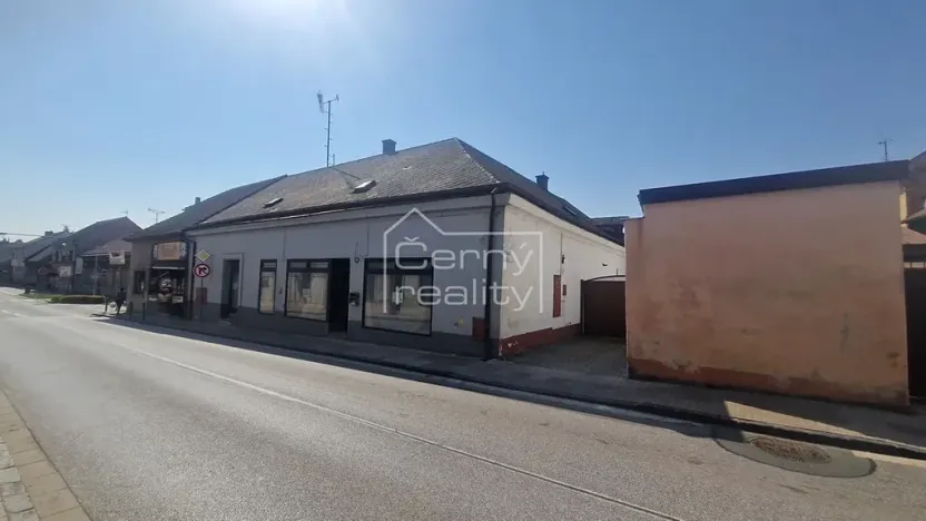 Prodej komerční nemovitosti, Nový Bydžov, Dukelská třída, 300 m2