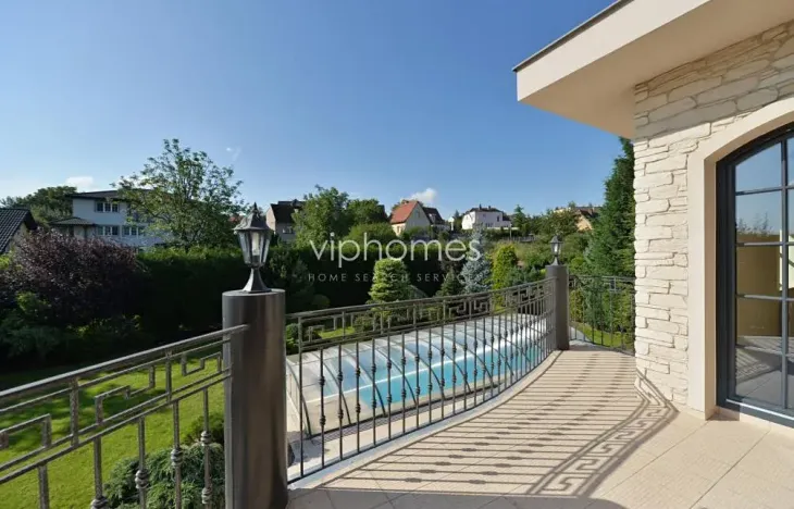 Pronájem vily, Praha - Nebušice, 400 m2