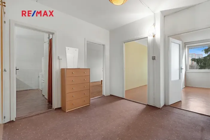 Prodej bytu 3+1, Praha - Chodov, Mikulova, 64 m2