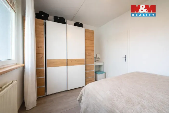 Prodej bytu 3+1, Cvikov - Cvikov II, Sídliště, 76 m2