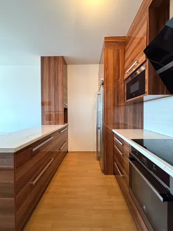 Pronájem bytu 2+kk, Jesenice, V Roháči I., 50 m2