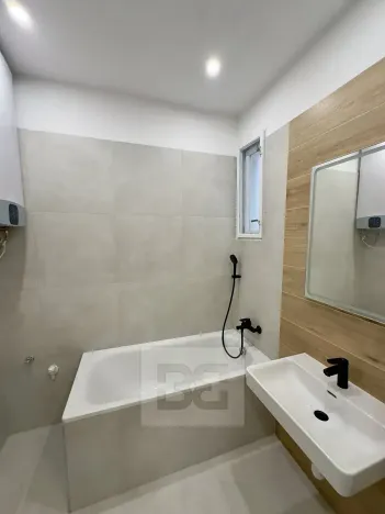 Pronájem bytu 2+kk, Praha - Smíchov, Křížová, 51 m2