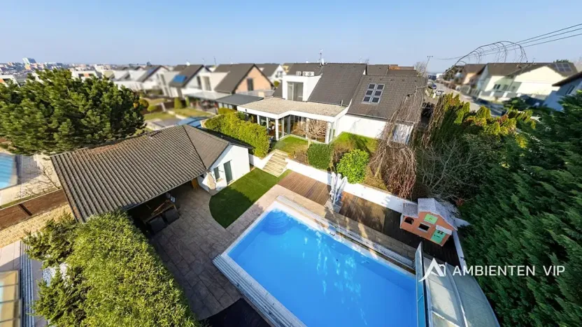 Prodej rodinného domu, Moravany, V Jámách, 382 m2